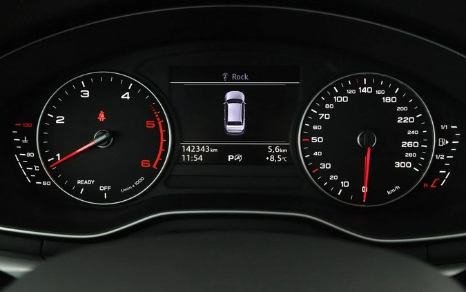 Audi A4 cena 79000 przebieg: 142330, rok produkcji 2018 z Lublin małe 352